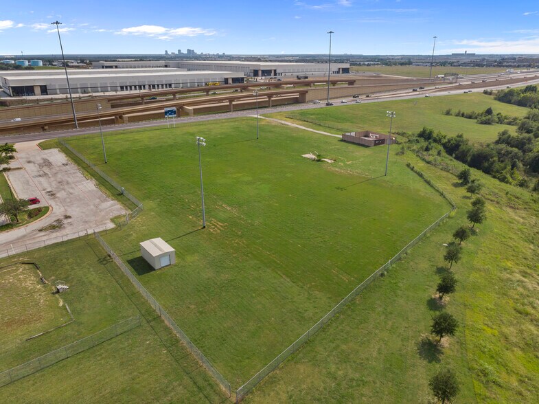 More Photos Of 4805 NE Loop 820, Fort Worth Land For Sale