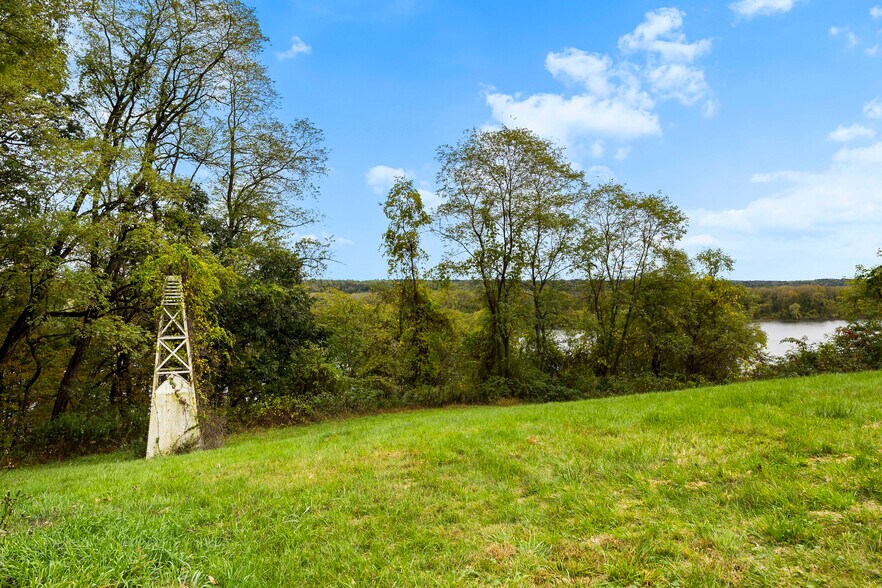 More Photos Of 47 Bronk Rd, Selkirk Land For Sale