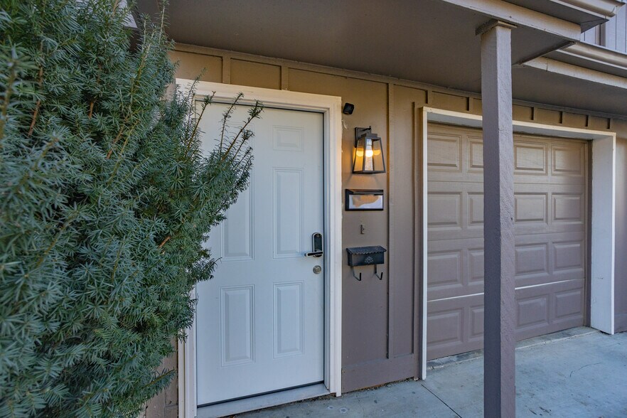 More Photos Of 3108 Eaton St, Kansas City Multifamily For Sale