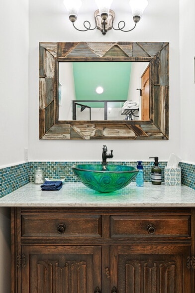 More Photos Of 124 Lafitte St, Mandeville Hospitality For Sale