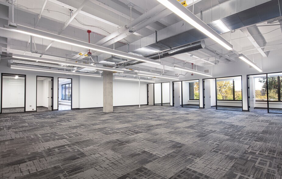 More Photos Of 1900 Alameda De Las Pulgas, San Mateo Research And Development For Lease