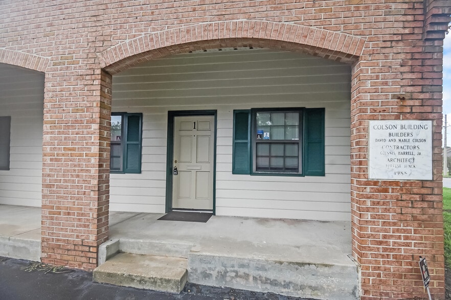 More Photos Of 3938 Sunbeam Rd, Jacksonville Medical For Sale