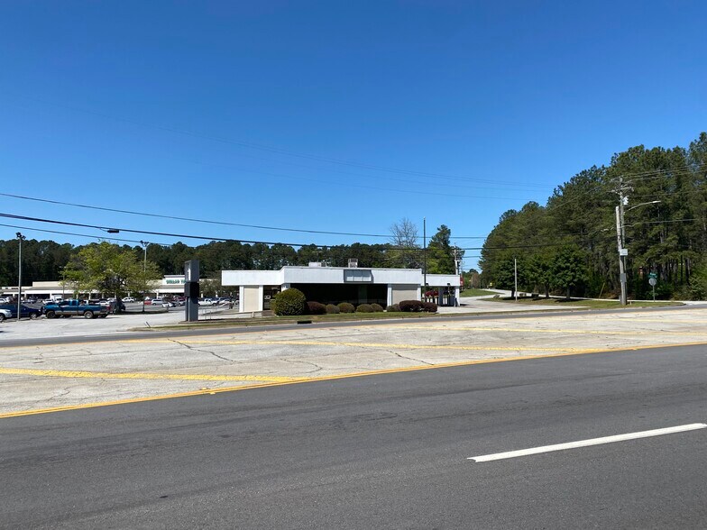 Primary Photo Of 1040 Bankhead Hwy, Carrollton Bank For Lease