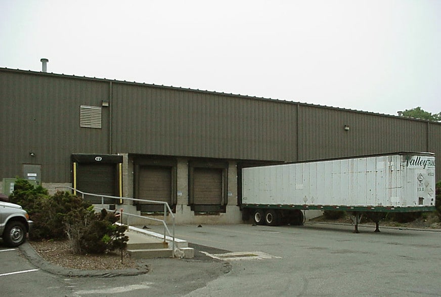 More Photos Of 24 Williams Way, Bellingham Research And Development For Lease