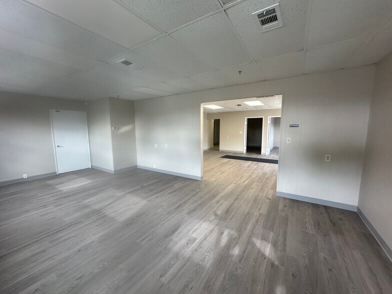 More Photos Of 893 Ames Ave, Milpitas Warehouse For Lease