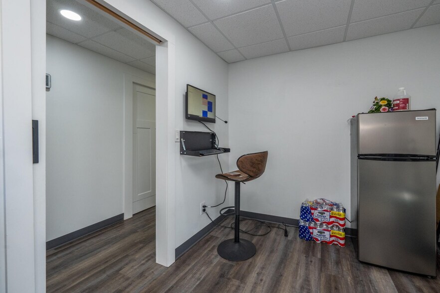 More Photos Of 3830-3824-M-139 Saint Joseph, MI 49085, Saint Joseph Medical For Sale