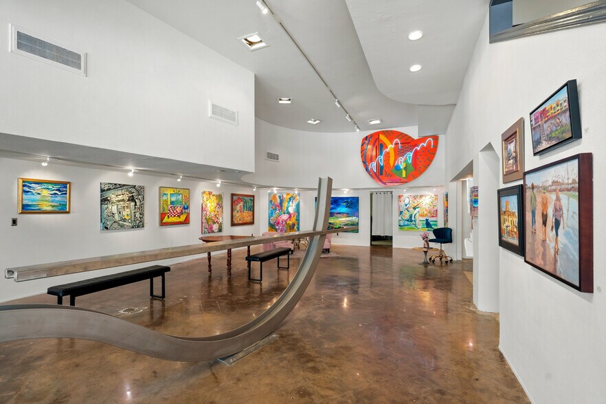 More Photos Of 515 22nd St, Galveston General Retail For Sale