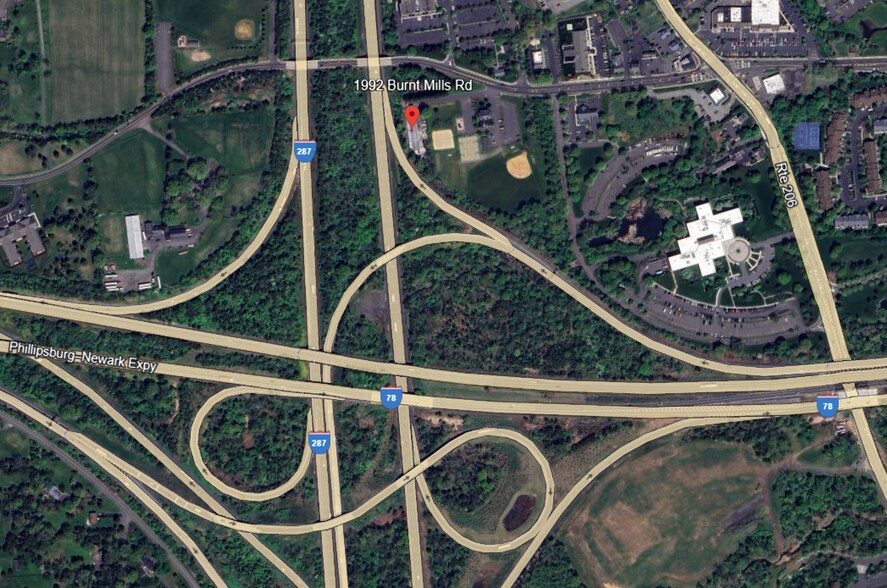 More Photos Of 1992 Burnt Mills Rd, Bedminster Flex For Sale