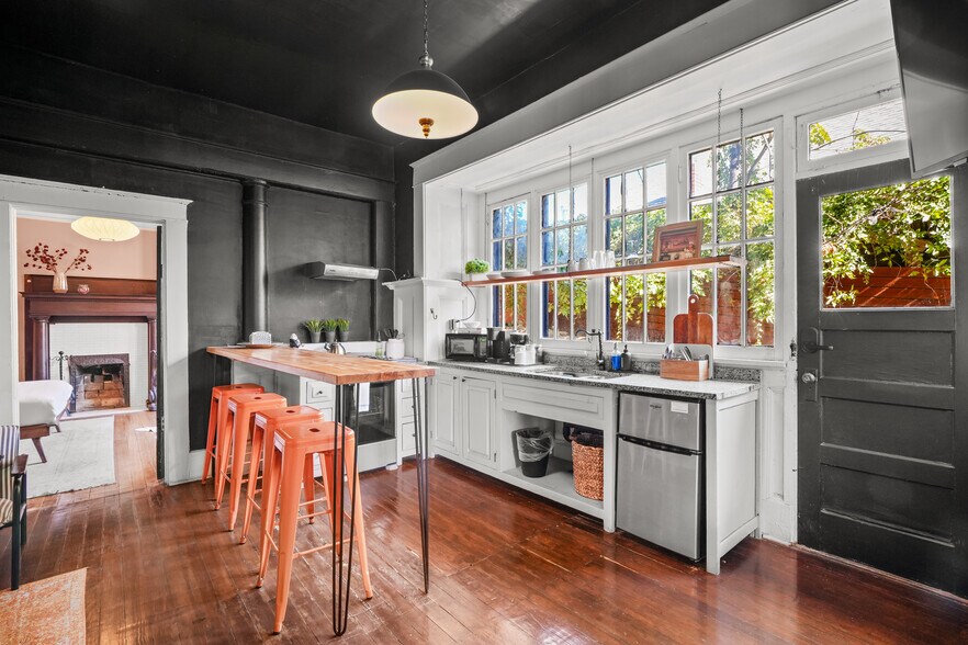 More Photos Of 1137 Arizona Ave, El Paso Apartments For Sale