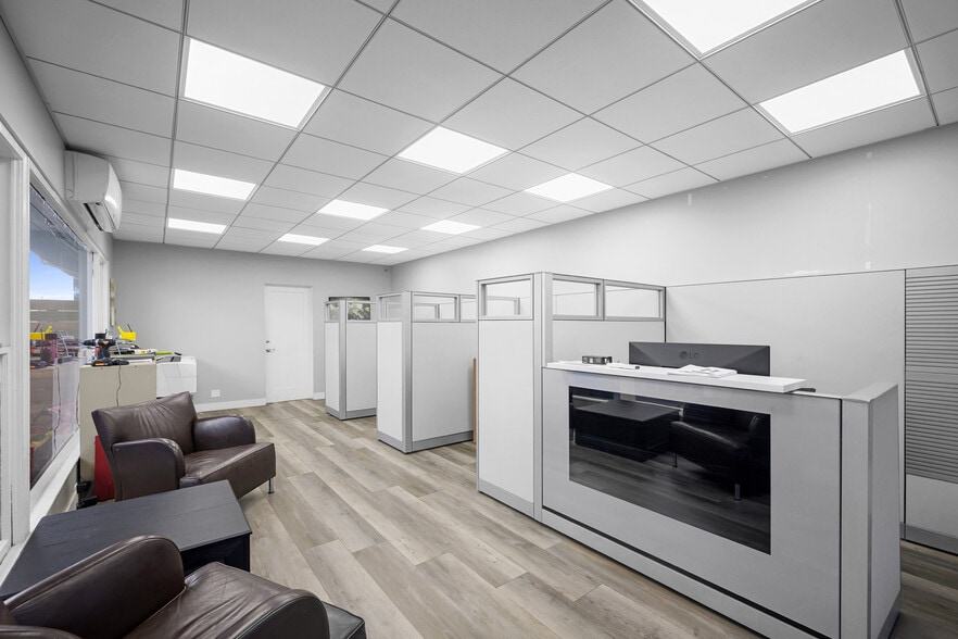 More Photos Of 2304-2306 Burbank blvd, Burbank Office Residential For Sale