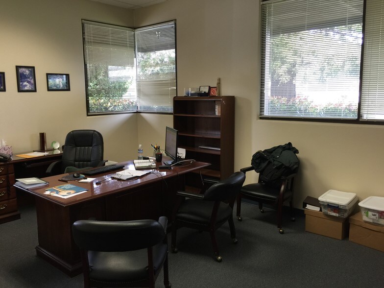 More Photos Of 1296 Lawrence Station Rd, Sunnyvale Office For Sale