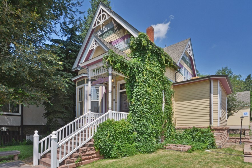 More Photos Of 741 Pearl St, Boulder Office For Lease