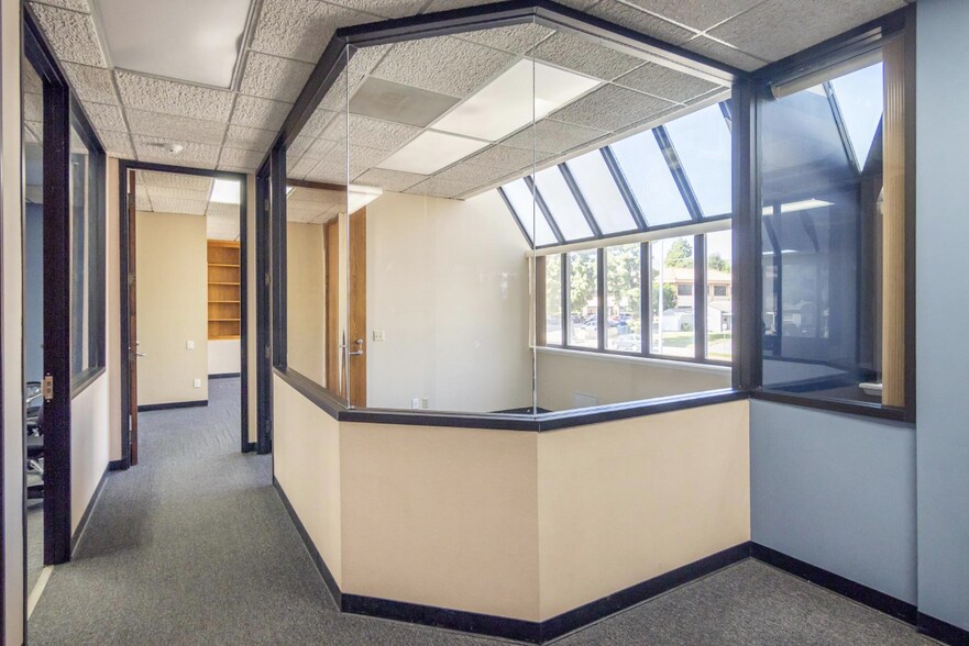More Photos Of 17408 Chatsworth St, Granada Hills Office For Sale