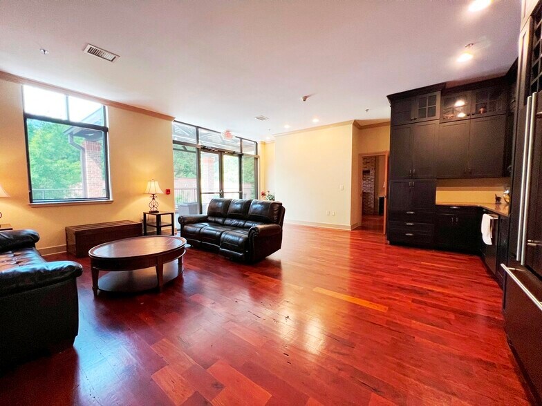 More Photos Of 3620 Swiftwater Park Dr, Suwanee Loft Creative Space For Sale