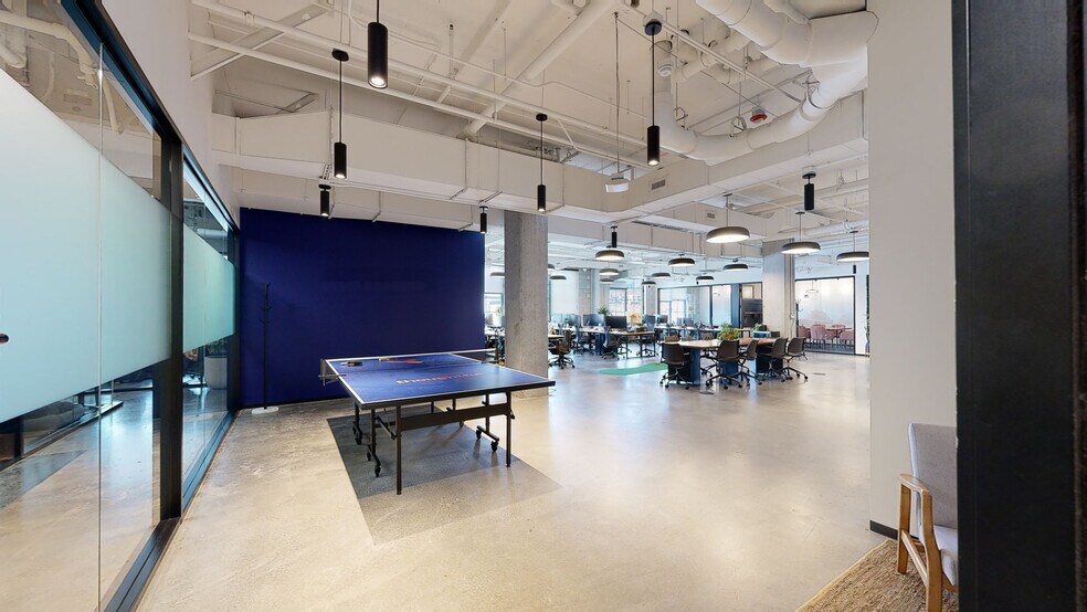 More Photos Of 171 N Aberdeen St, Chicago Apartments For Lease