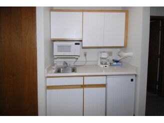 More Photos Of 2210 9th St, Coralville Office For Lease