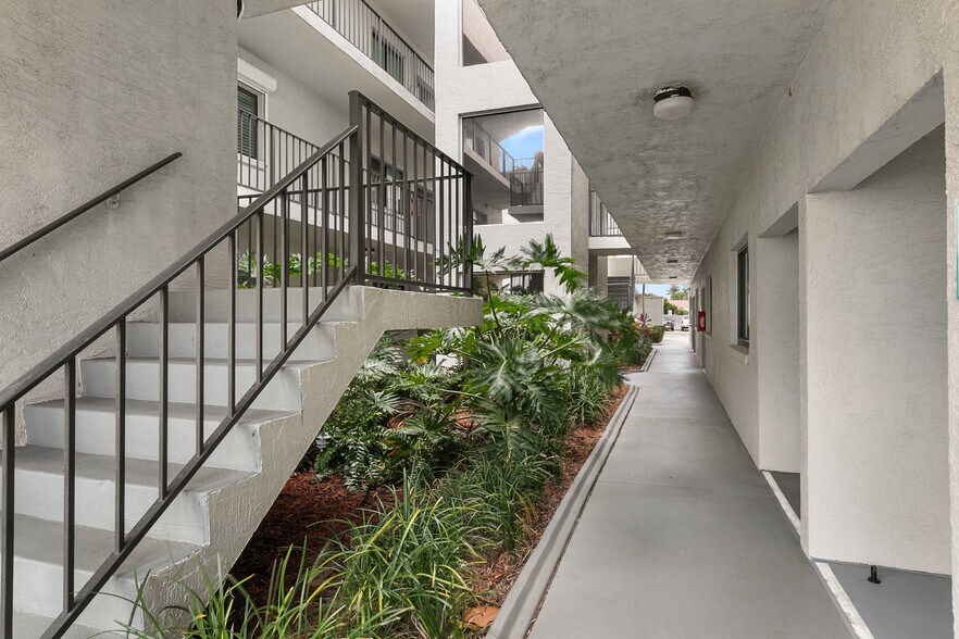 More Photos Of 2194 Highway A1A, Indian Harbour Beach Medical For Sale