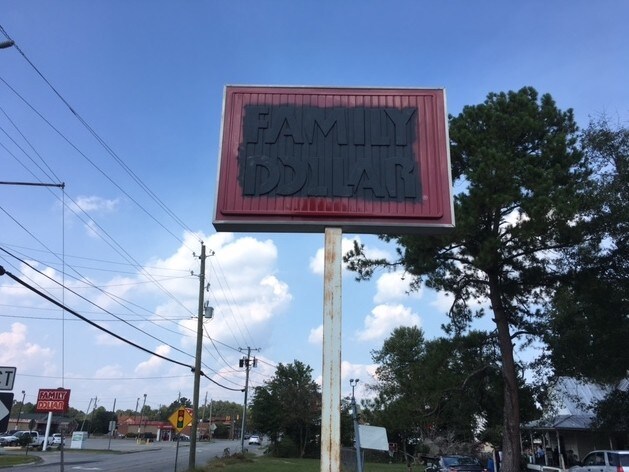 More Photos Of 108 S Patterson St, Maxton Freestanding For Lease