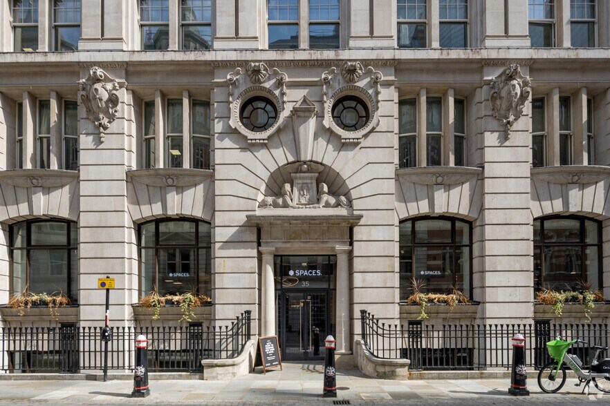 More Photos Of 35 New Broad St, London Coworking Space