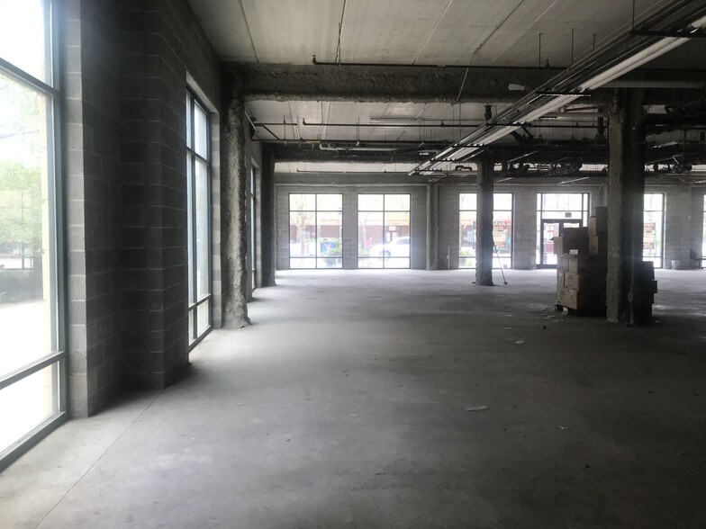 More Photos Of 4848 N Sheridan Rd, Chicago Apartments For Lease