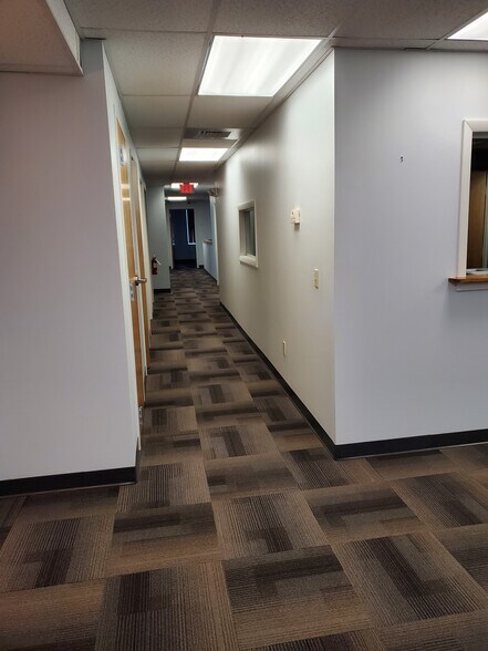 More Photos Of 279 New Britain Rd, Berlin Office For Lease