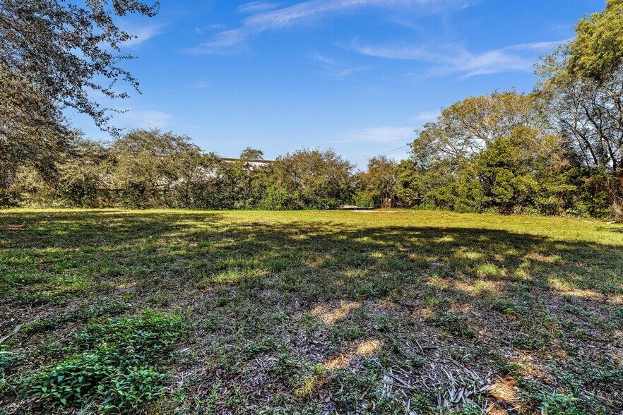 More Photos Of 7665 Davie Road Ext, Davie Office For Lease