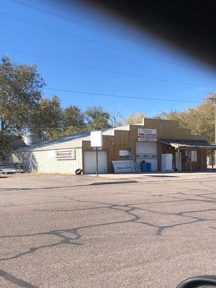 Primary Photo Of 47 N 400 W, Delta Auto Repair For Sale