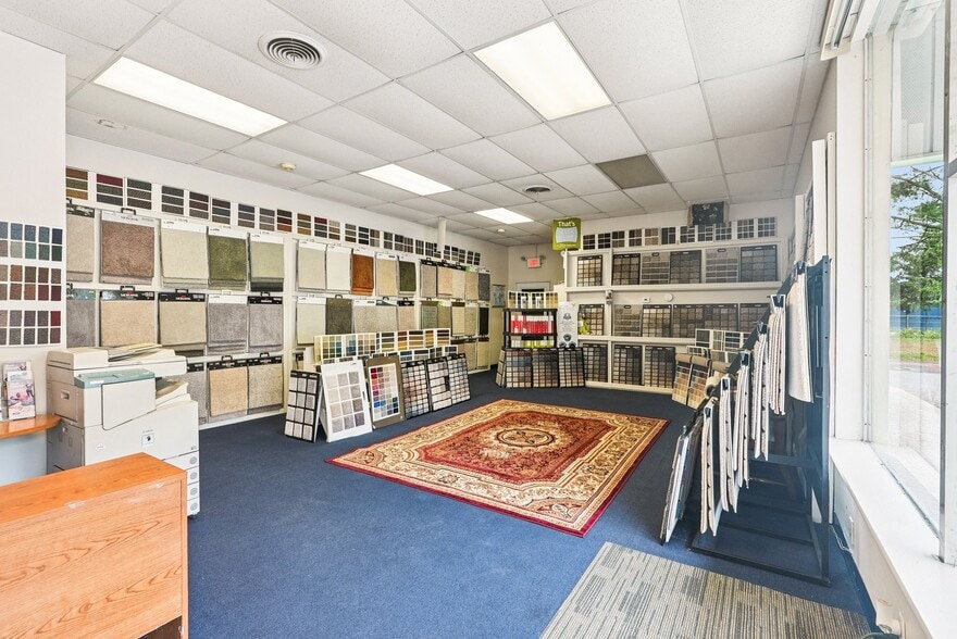 More Photos Of 320 Beverly Rancocas Rd, Willingboro Storefront For Sale