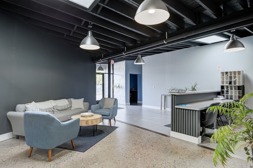 More Photos Of 628 E Parent Ave, Royal Oak Office For Sale