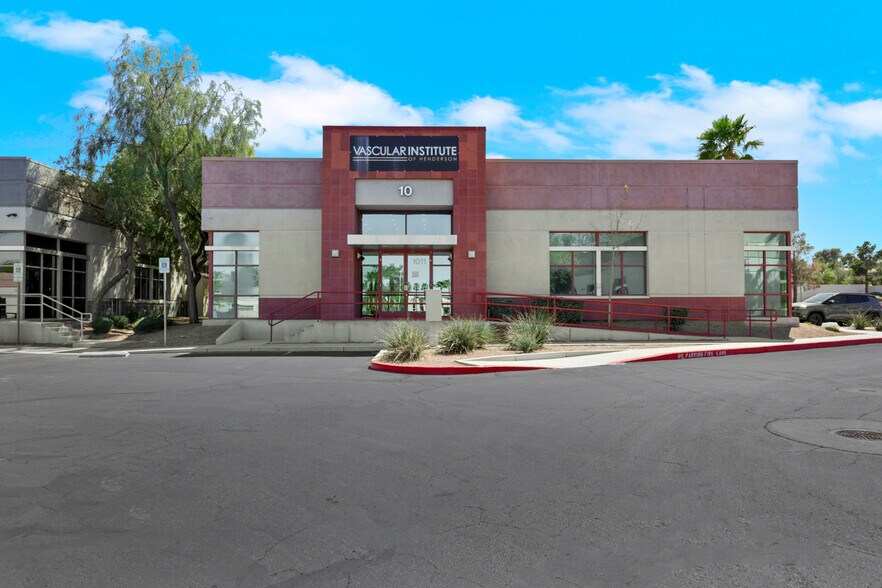 Primary Photo Of 375 N Stephanie St, Henderson Medical For Sale