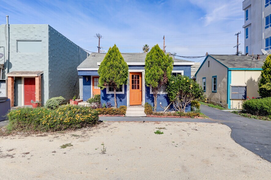 More Photos Of ,  Unknown For Sale