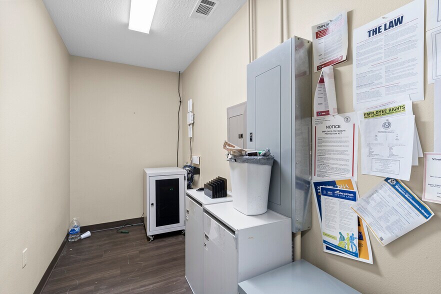 More Photos Of 18001 W Highway 105, Montgomery Medical For Lease