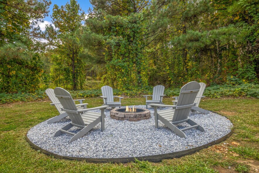 More Photos Of 122 Wendy Hill Way, Piedmont Apartments For Sale