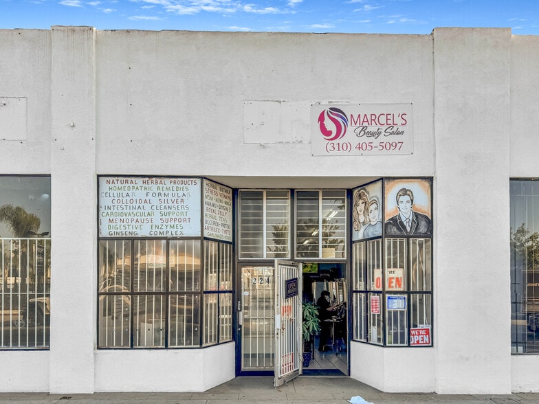 More Photos Of 901 S La Brea Ave, Inglewood Freestanding For Sale