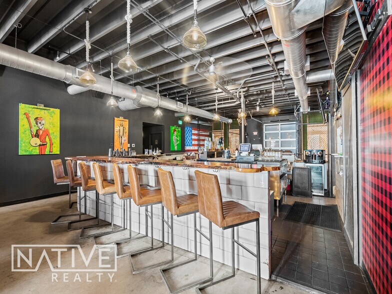 More Photos Of 702-704 NE 1st Ave, Fort Lauderdale Restaurant For Sale