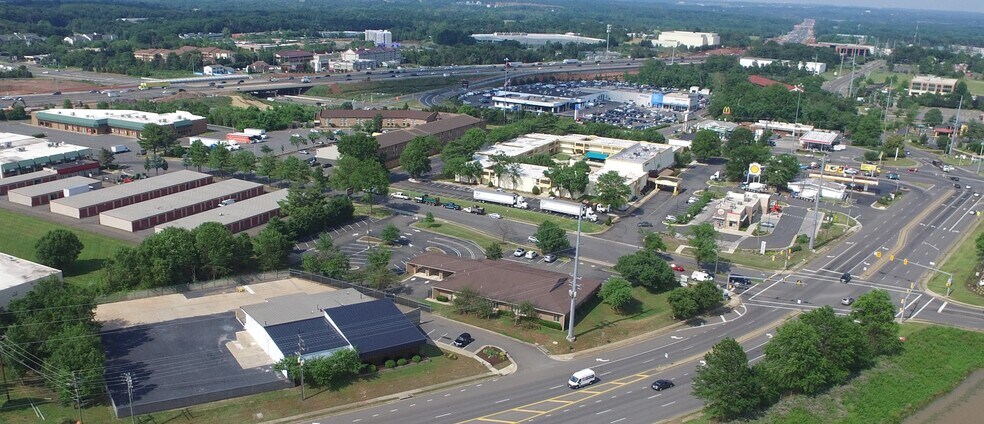 More Photos Of 10830 Balls Ford Rd, Manassas Bank For Lease
