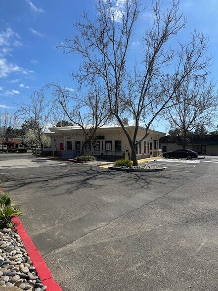 More Photos Of 39925 Mission Blvd, Fremont Service Station For Sale