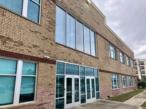 More Photos Of 1940 Enchanted Way, Grapevine Office For Sale
