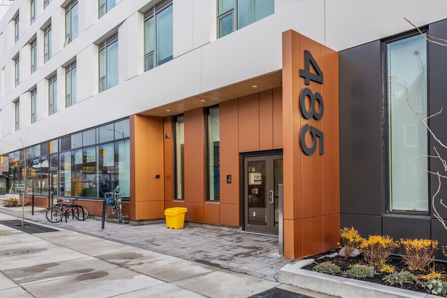 More Photos Of 485 Albert St, Kingston Apartments For Lease