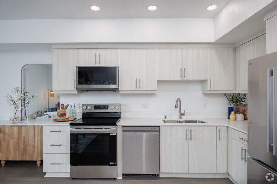 More Photos Of 2724 El Cajon Blvd, San Diego Apartments For Lease