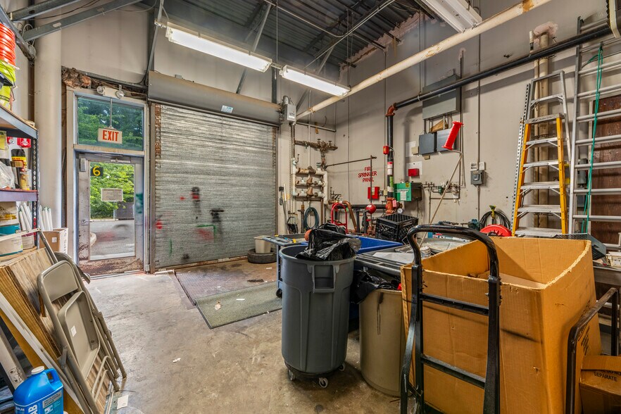 More Photos Of 2200 Cottontail Ln, Somerset Schools For Sale