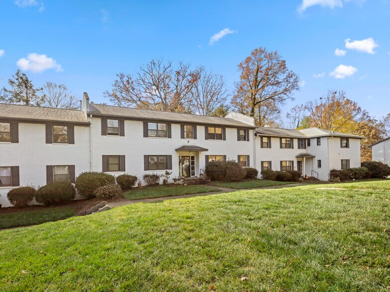 Primary Photo Of 615 Biltmore Ave, Asheville Apartments For Sale