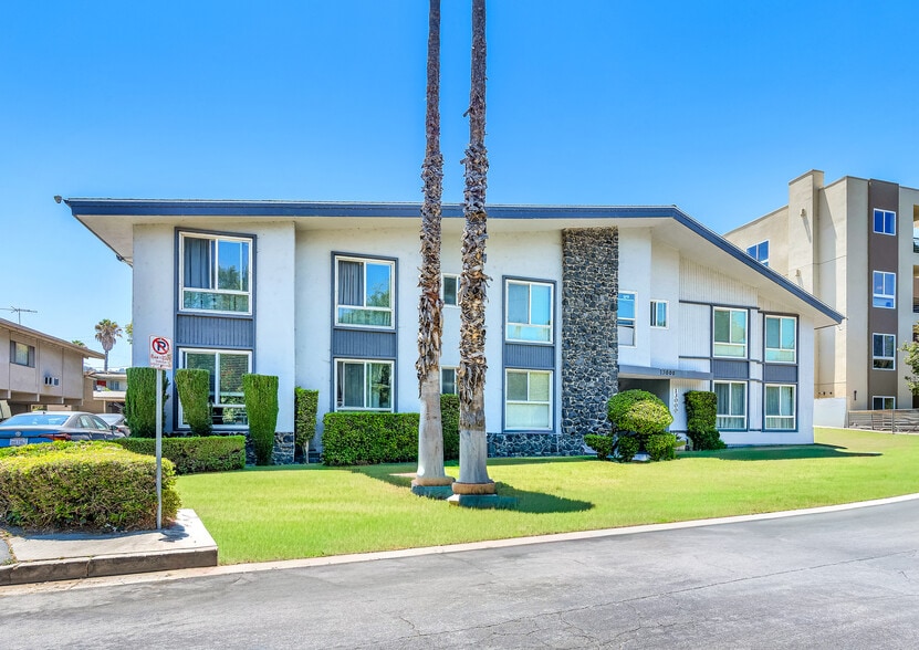 Primary Photo Of 13000 Valleyheart Dr, Studio City Apartments For Sale