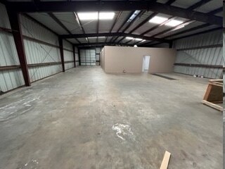 More Photos Of 9001 Frey Rd, Houston Warehouse For Lease