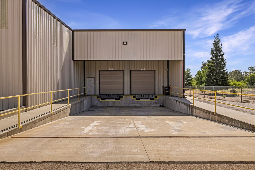 Primary Photo Of 22690 South Ave, Corning Warehouse For Lease