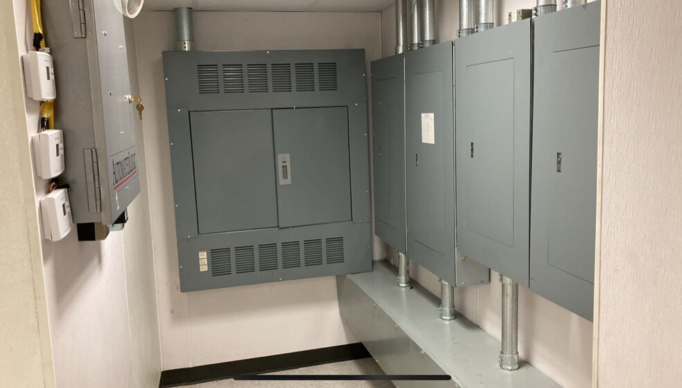 More Photos Of 1160-1162 First Ave, New York Apartments For Lease