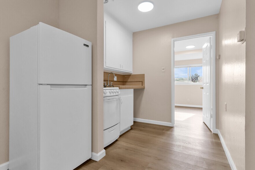 More Photos Of 1180 Saranap Ave, Walnut Creek Apartments For Sale