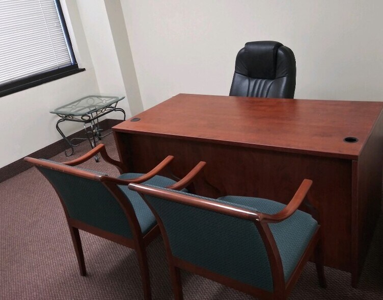 More Photos Of 12959 Jupiter Rd, Dallas Office For Sale