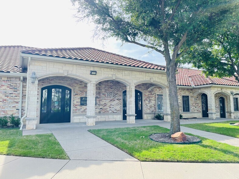 Primary Photo Of 400 Maplelawn Ct, Plano Medical For Lease