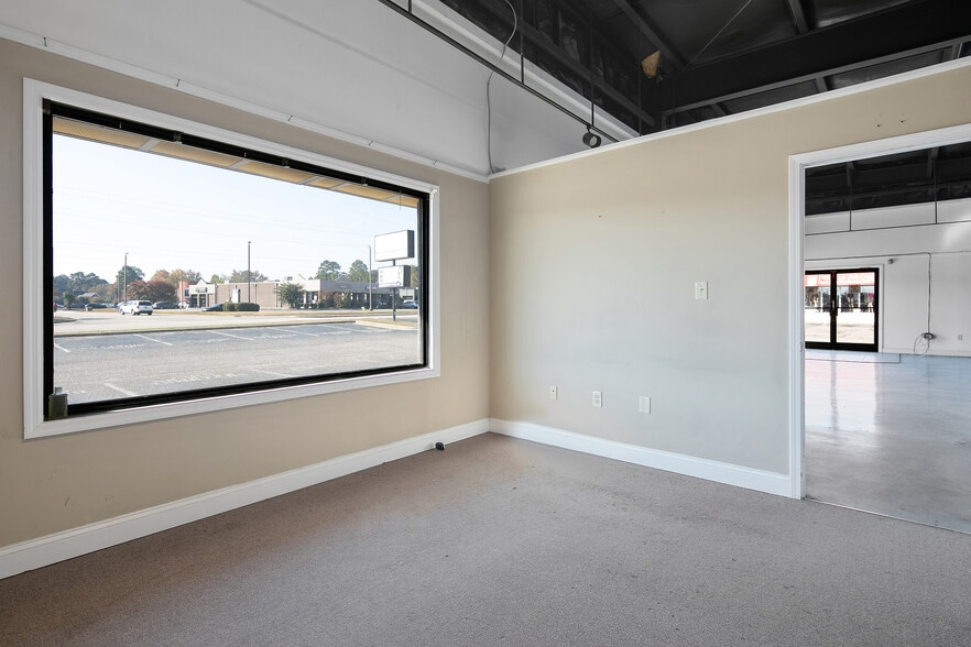 More Photos Of 3756 Sycamore Dairy Rd, Fayetteville Light Manufacturing For Lease